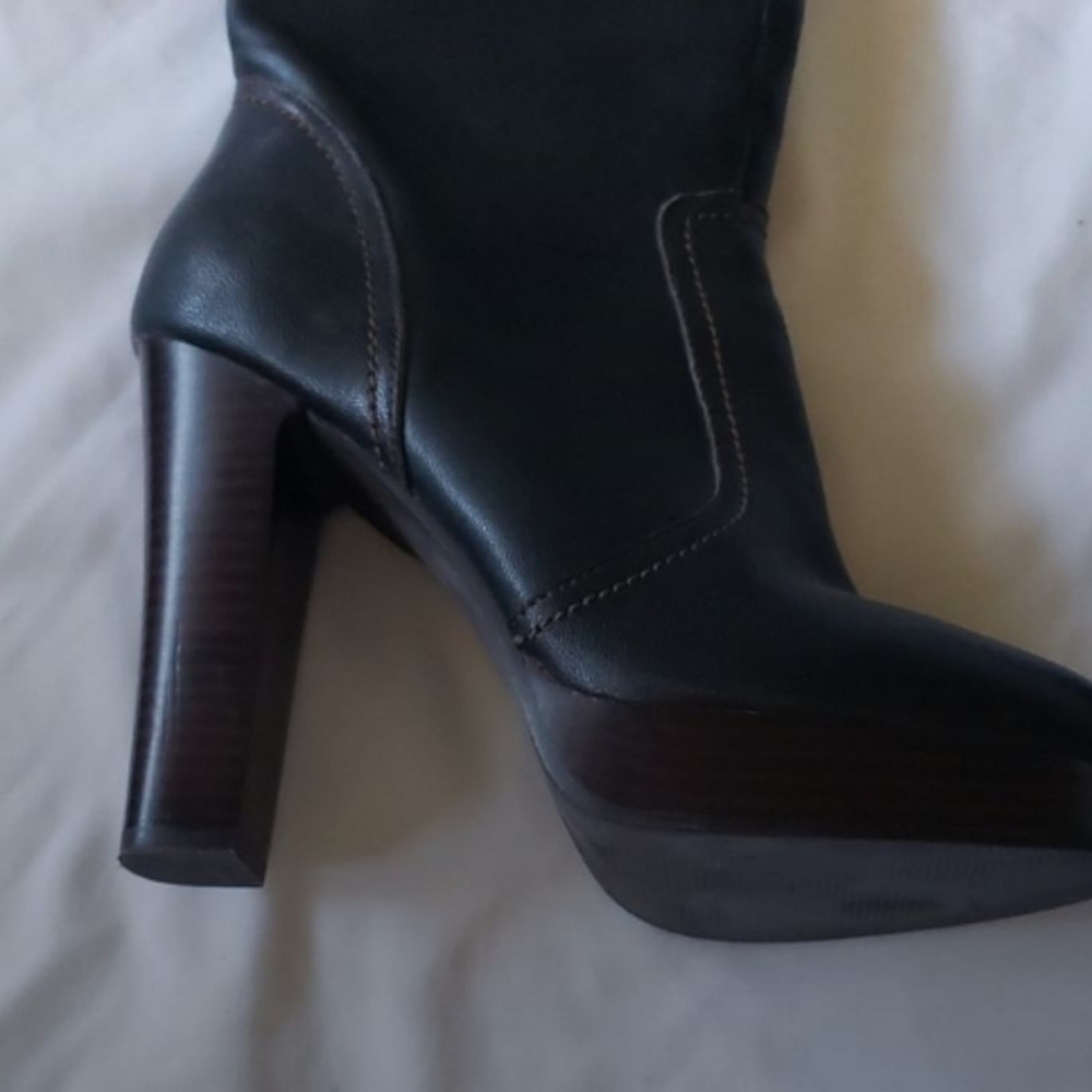 Black Leather Boots - Picture 3 of 3